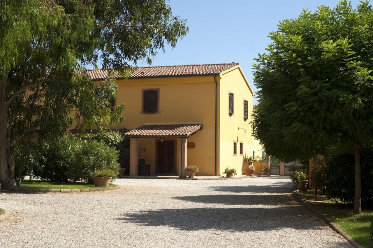 Agriturismo Le Pescine Vada Kültér fotó